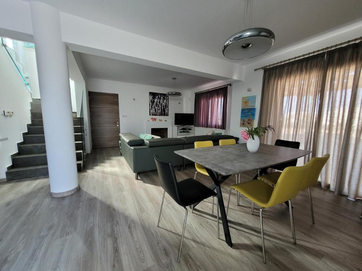 Poros 2 Villa Protaras Esterno foto